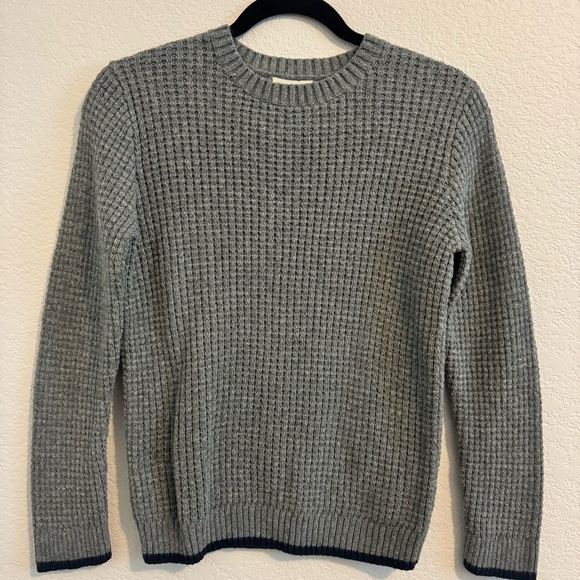 Bundle  - Tucker + Tate in Gray and Old Navy in Black & White. Size Boys… - Picture 4 of 16